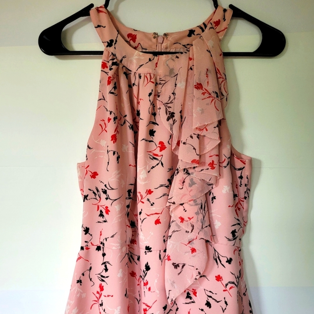 White House Black Market Pink Floral Blouse